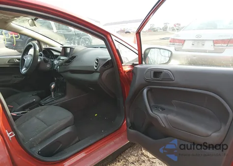 2018 Ford Fiesta Se z USA, uszkodzony, nr VIN 3FADP4BJ1JM121537